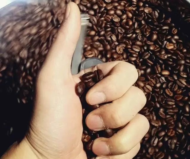 咖啡烘焙技術分享 說說咖啡烘焙的煙感