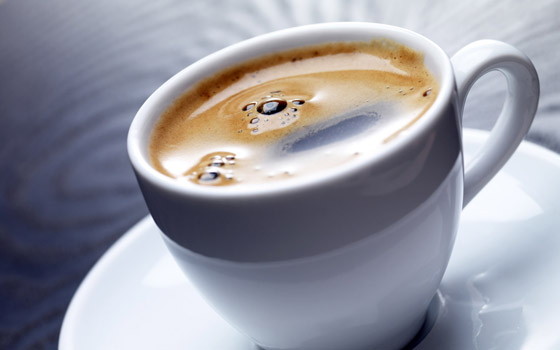咖啡裏的“多酚”比茶多 具有很好的抑制動脈硬化的效果