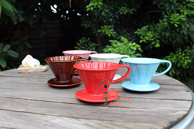 咖啡衝煮器具介紹：TIAMO花瓣型咖啡衝杯圓錐單孔陶瓷濾杯