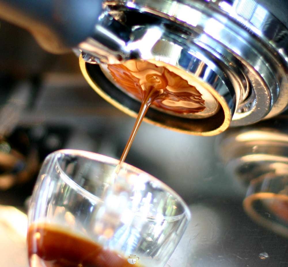 意式咖啡製作教程介紹：淺談espresso從壓粉到萃取的細節要點