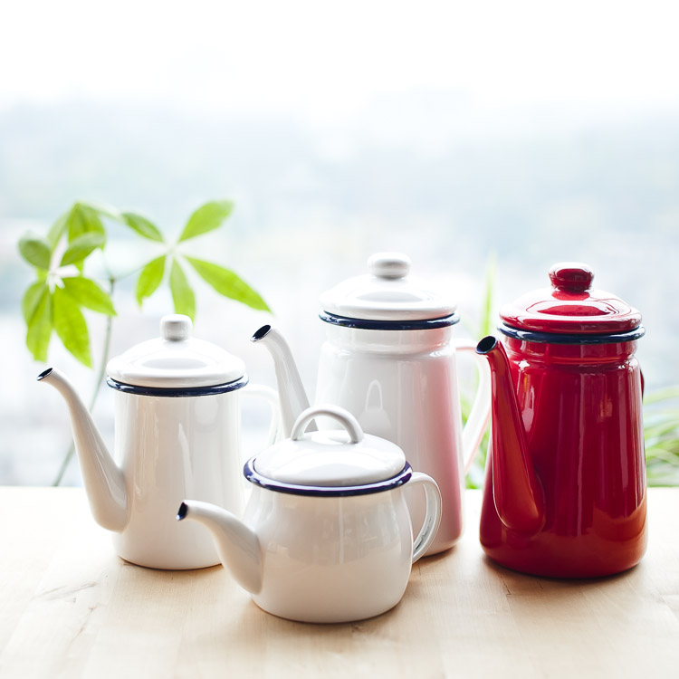 咖啡衝煮器具介紹：日本ZAKKA 搪瓷油壺1.1L野田風琺琅手衝咖啡壺