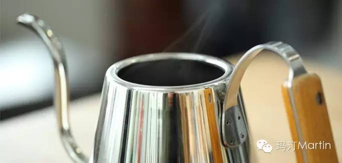 咖啡衝煮手衝咖啡使用滴濾杯的沖泡咖啡方法詳細分析講解