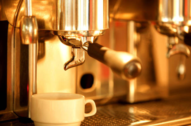 喝咖啡必知的種類及特點介紹 常見的阿拉比卡與羅布斯塔的區別