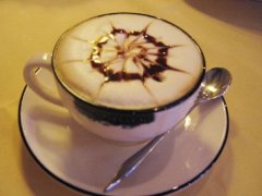 二月減肥季裏DIY一杯美味的摩卡咖啡