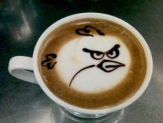 憤怒的小鳥咖啡拉花