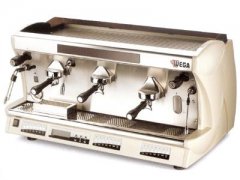 意式咖啡機裏的熱水利弊你知道多少？