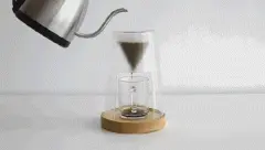 咖啡用品 MANUAL的設計很是乾淨簡約
