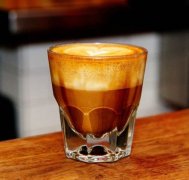 咖啡拉花技術 打奶泡的相關技巧