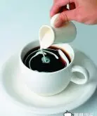 製作意式花式咖啡技術 如何給咖啡加奶