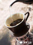 沖泡咖啡的基礎常識 用什麼水沖泡咖啡