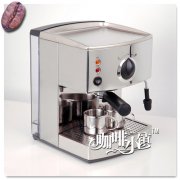 燦坤TSK-1817半自動咖啡機*15pa高壓蒸汽