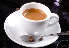 拿鐵與摩卡的製作 做花式咖啡的技巧