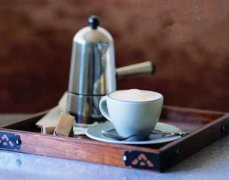 用法國電影裏的摩卡咖啡壺煮咖啡的技巧