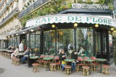周恩來與巴黎“花神”咖啡館的相遇