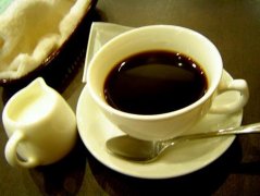 女生喝咖啡的時間 月經期間可以喝咖啡嗎？