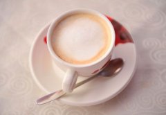 花式咖啡配方 咖啡歐蕾的製作步驟