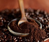 咖啡豆的神奇之旅 一粒咖啡豆變成一滴咖啡