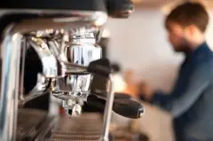 享受生活的必備聖品–咖啡機