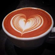 咖啡拉花技巧 咖啡拉花桃心圖的基本步驟