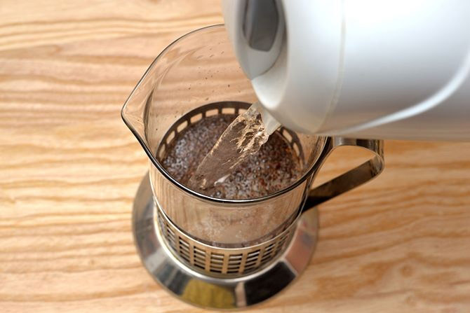如何使用法壓壺泡咖啡 不會喝到咖啡渣？