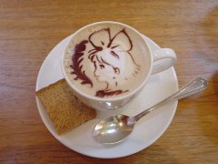 咖啡拉花製作教程,琪琪爲主題的咖啡雕花製作