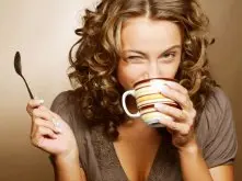 你不得不知的喝咖啡禮節 怎樣拿咖啡杯？