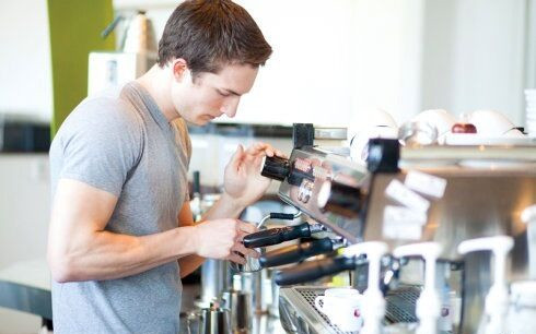 現在咖啡師待遇如何？工資高嗎？