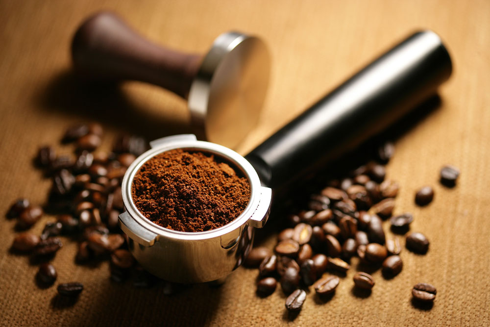 咖啡 咖啡的香味 咖啡的油脂 造成香味的，是咖啡裏的油脂