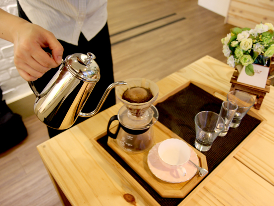 過濾紙滴漏 手衝咖啡 如何手衝咖啡 怎樣製作過濾紙滴漏咖啡