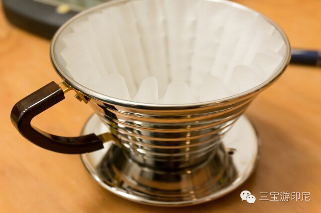 KalitaWave手衝咖啡濾杯教程KalittaWave濾杯有玻璃和不鏽鋼兩種