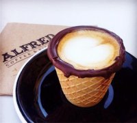 南非小哥創四層巧克力甜筒加咖啡