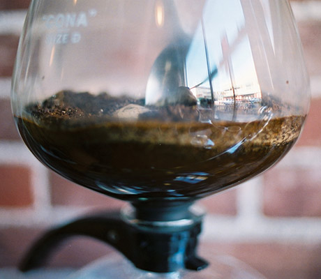 深焙咖啡豆怎麼衝 咖啡器具虹吸壺萃取咖啡悶煮時間