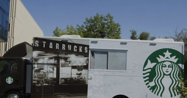 美國大學愛星巴克，買了它的餐車還自己培訓咖啡師
