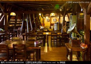 廣州大學附屬中學學生文化創客空間旗下的首家實體咖啡館