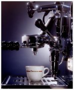 如何進行日常維護清潔意式咖啡機