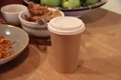 英國公司研製可完全降解的咖啡杯
