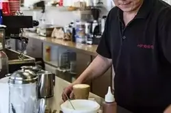 中國人在澳洲開咖啡店，不僅收穫了財富更收穫了感動