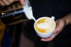 國際咖啡師冠軍教你，做一杯完美的卡布奇諾
