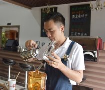 從癡迷咖啡製作到免費收學徒，這個東莞人的咖啡夢