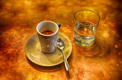 關於咖啡杯使用方法和禮儀