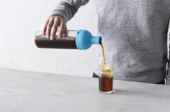 藍瓶咖啡推出冷泡咖啡瓶，專屬職人的冷泡咖啡，輕鬆做到！