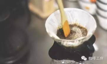 【手衝咖啡技巧】如何通過攪拌使你的手衝咖啡更好喝？