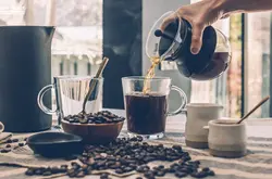 咖啡店學社交拉新客：如何用一杯咖啡換取一個新客？