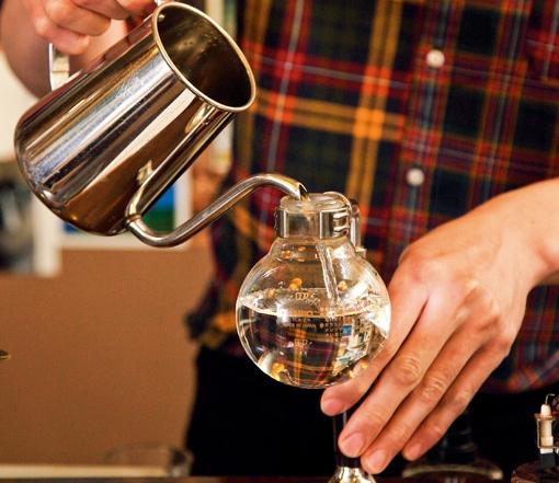 虹吸式咖啡Syphon壺衝煮示範、講解有哪些要特別注意的事項