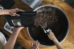 咖啡店應該如何在店內保存、儲放咖啡豆？