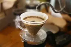 手衝咖啡很簡單，揭開神祕的專業手衝咖啡技巧！