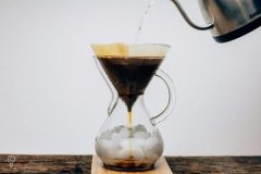 冰咖啡的做法：美式冰咖啡與日式冰咖啡的做法對比