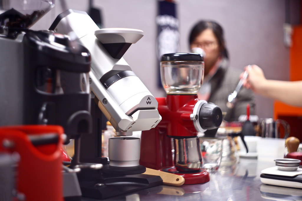 咖啡達人心得總結：如何挑選一款合適的家用意式磨豆機？