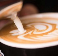 咖啡融合手法方向技巧教程 如何製作完美的咖啡牛奶融合