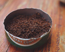 咖啡渣養花老是發黴？咖啡渣速幹法2分鐘乾燥咖啡渣